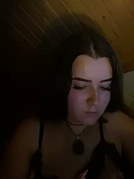 Snapshot of mewKate chatting on 11, 7, 2026 mewKate online show from 11, 7, 2026