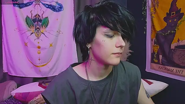 Snapshot of Hyeon_Jin chatting on 21, 1, 2025 Hyeon Jin online show from 21, 1, 2025