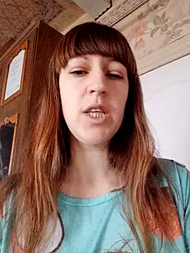 Snapshot of Calibers2932 chatting on 4, 3, 2026 Calibers2932 online show from 4, 3, 2026