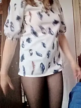 Snapshot of Calibers2932 chatting on 17, 3, 2026 Calibers2932 online show from 17, 3, 2026