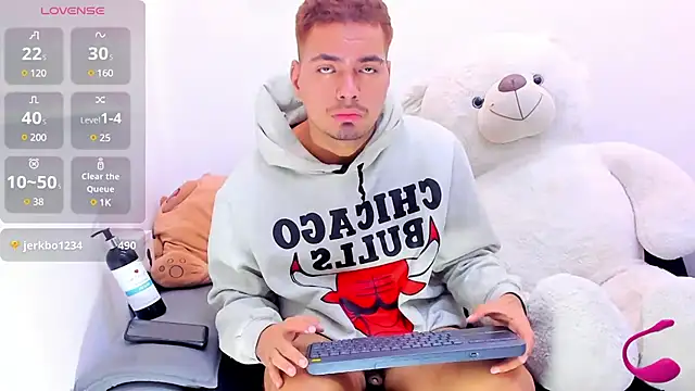 EnriquevillaF online show from 12, 3, 2025