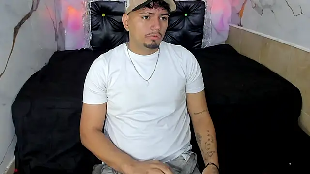 EnriquevillaF online show from 24, 10, 2025