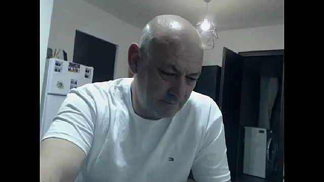 adryanyou46 online show from 24, 4, 2026