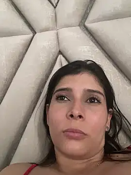 MilaRux online show from 10, 1, 2025