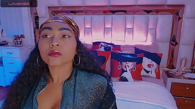 Snapshot of Aliana_Ross chatting on 8, 1, 2026 Aliana Ross online show from 8, 1, 2026