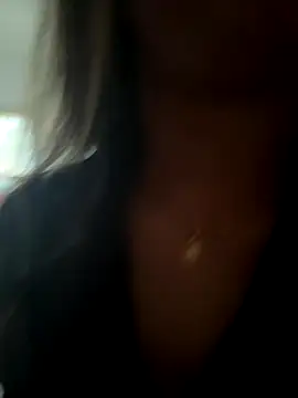 LuizaDiaz online show from 7, 10, 2025