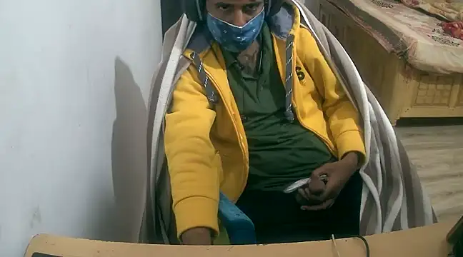 Snapshot of chandni89 chatting on 7, 1, 2025 chandni89 online show from 7, 1, 2025