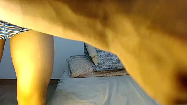 lonelydick2002 online show from 27, 1, 2025