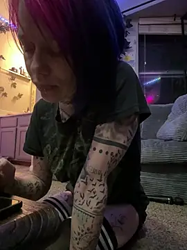 trashbrat online show from 13, 5, 2026