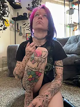 trashbrat online show from 13, 5, 2026