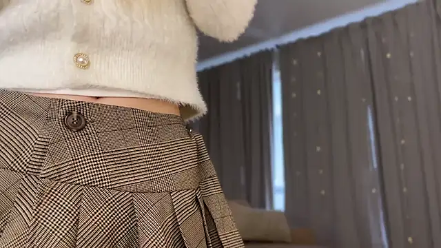 Snapshot of Shyrubate chatting on 12, 10, 2025 Shyrubate online show from 12, 10, 2025