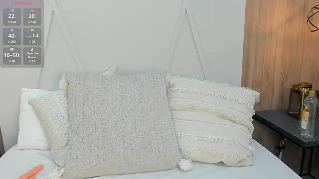 Blue Angell online show from 25, 1, 2025