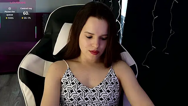 Snapshot of Harleen_Moore chatting on 29, 5, 2026 Harleen Moore online show from 29, 5, 2026