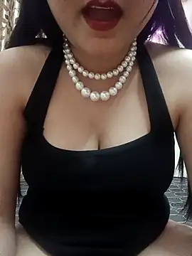 karishma kappur online show from 12, 2, 2025