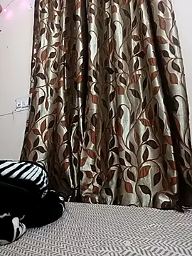 karishma kappur online show from 20, 2, 2025