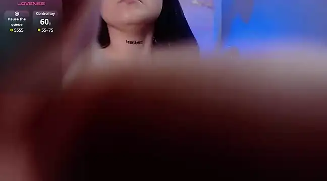 LinaHot69  online show from 10, 1, 2025