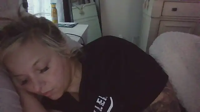 Snapshot of JennaLynn785 chatting on 26, 1, 2025 JennaLynn785 online show from 26, 1, 2025