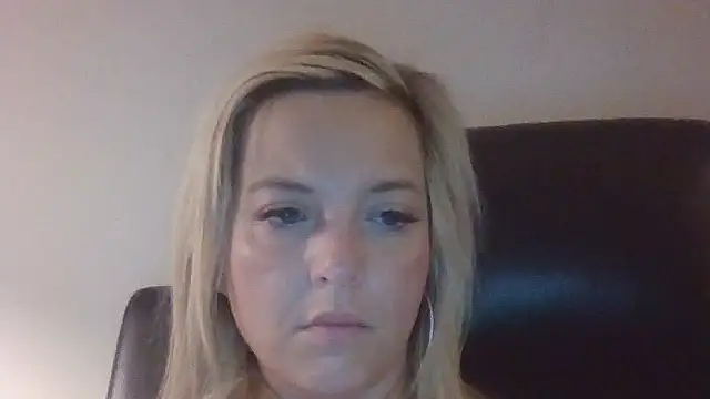 Snapshot of JennaLynn785 chatting on 2, 2, 2025 JennaLynn785 online show from 2, 2, 2025