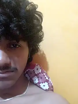 Snapshot of CosmicEmuu chatting on 12, 1, 2025 CosmicEmuu online show from 12, 1, 2025