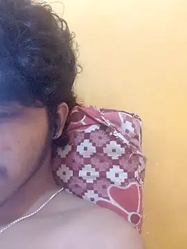 Snapshot of CosmicEmuu chatting on 30, 9, 2025 CosmicEmuu online show from 30, 9, 2025