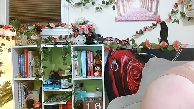 AverageRose online show from 16, 3, 2026