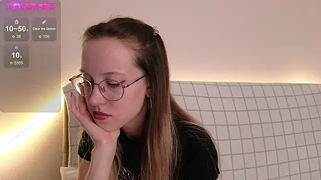 Snapshot of MaryBliss chatting on 23, 10, 2025 MaryBliss online show from 23, 10, 2025