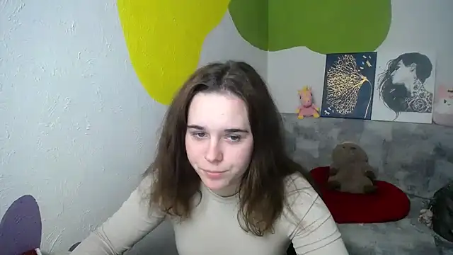 mini girly online show from 10, 1, 2025