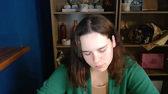 mini girly online show from 23, 10, 2025