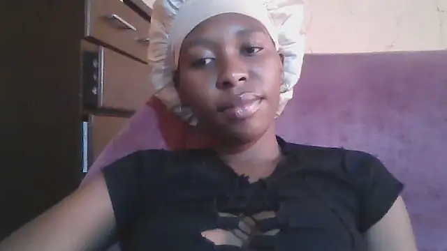 Snapshot of Hotdaily04 chatting on 16, 9, 2025 Hotdaily04 online show from 16, 9, 2025