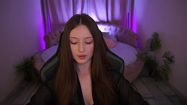 Marmeladkaaa online show from 7, 11, 2025