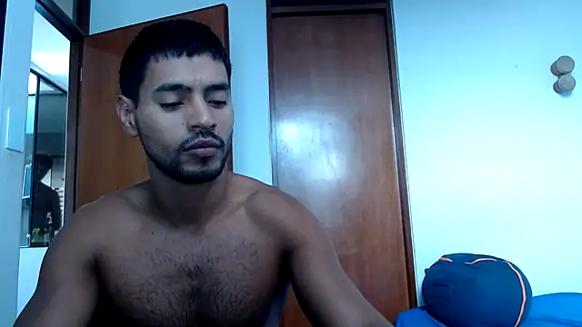 HOTLATINO2025 online show from 18, 3, 2026