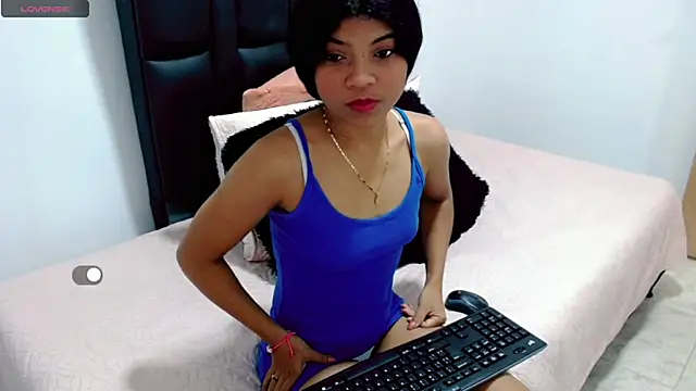 mia grey01 online show from 7, 1, 2025