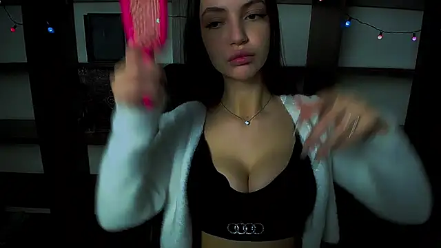 Lexi Jous online show from 3, 2, 2025