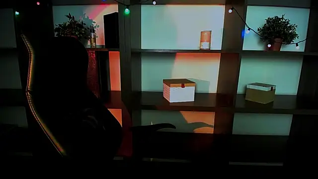 Lexi Jous online show from 8, 3, 2025