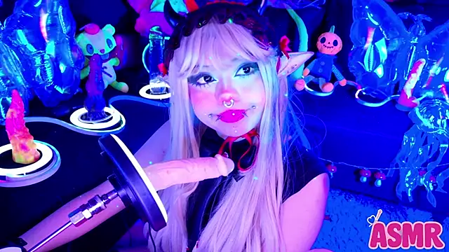 LaytonBox online show from 16, 11, 2025