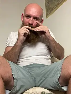 Snapshot of 32XRedBeard chatting on 30, 1, 2025 32XRedBeard online show from 30, 1, 2025