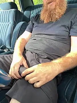 Snapshot of 32XRedBeard chatting on 16, 3, 2025 32XRedBeard online show from 16, 3, 2025