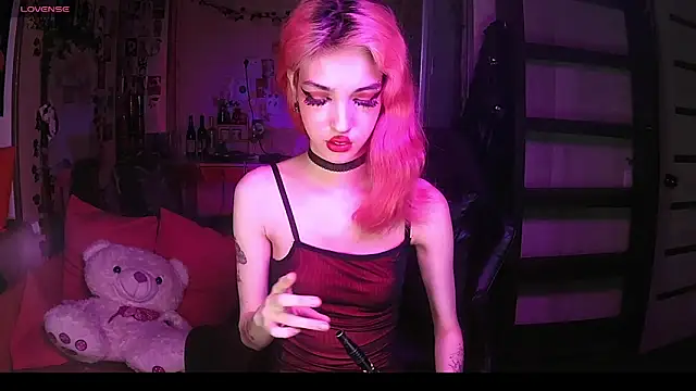Snapshot of Ink__pleasure chatting on 7, 10, 2025 Ink  pleasure online show from 7, 10, 2025