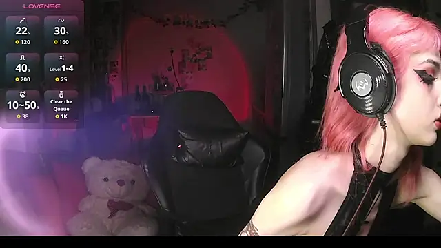 Snapshot of Ink__pleasure chatting on 15, 10, 2025 Ink  pleasure online show from 15, 10, 2025