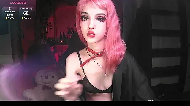 Snapshot of Ink__pleasure chatting on 18, 10, 2025 Ink  pleasure online show from 18, 10, 2025