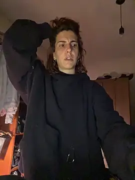 Snapshot of Zou77777 chatting on 31, 10, 2025 Zou77777 online show from 31, 10, 2025