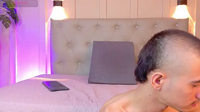 cristal antoni online show from 29, 11, 2025