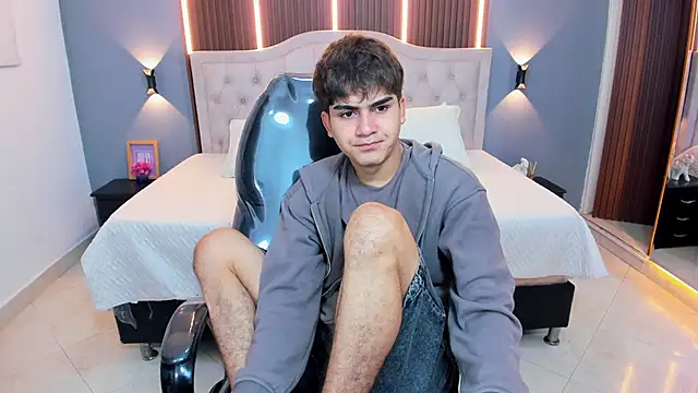 Tommy18   online show from 11, 1, 2026