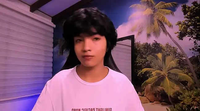 AllanYong18 online show from 21, 1, 2025