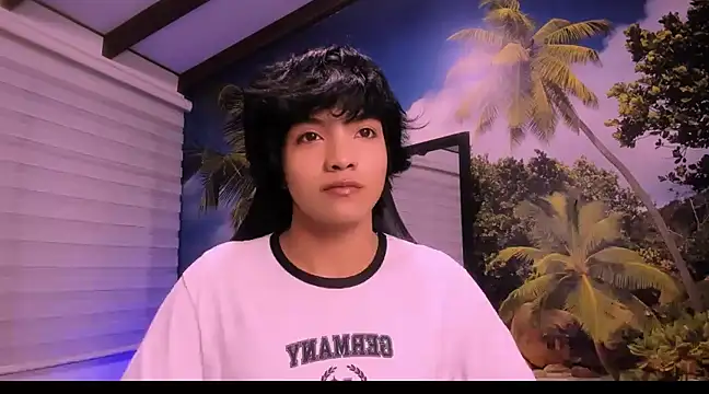 AllanYong18 online show from 22, 1, 2025