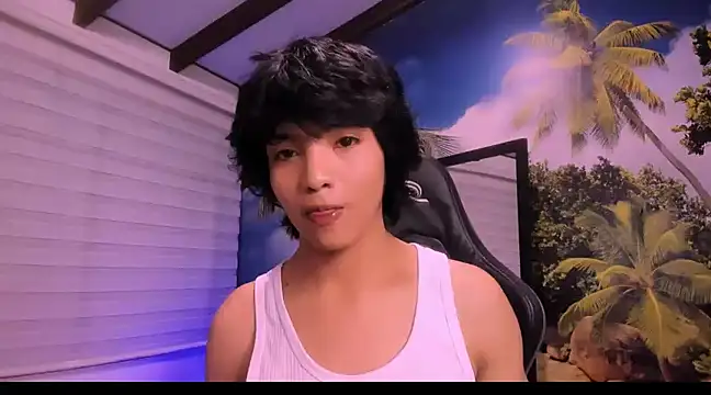 AllanYong18 online show from 23, 1, 2025