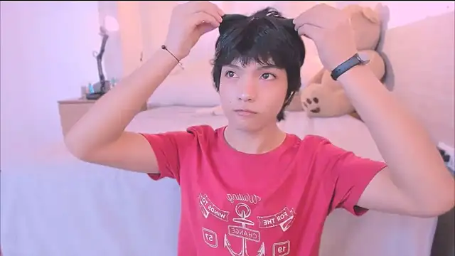 AllanYong18 online show from 21, 9, 2025