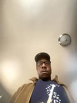 Snapshot of MrDaddyBbSnake chatting on 22, 9, 2025 MrDaddyBbSnake online show from 22, 9, 2025