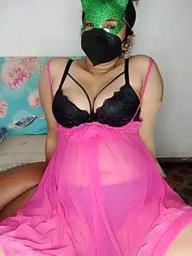 Snapshot of Queen_princes chatting on 18, 10, 2025 Queen princes online show from 18, 10, 2025