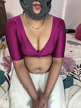Snapshot of ArathyNambyarMallu chatting on 10, 3, 2025 ArathyNambyarMallu online show from 10, 3, 2025